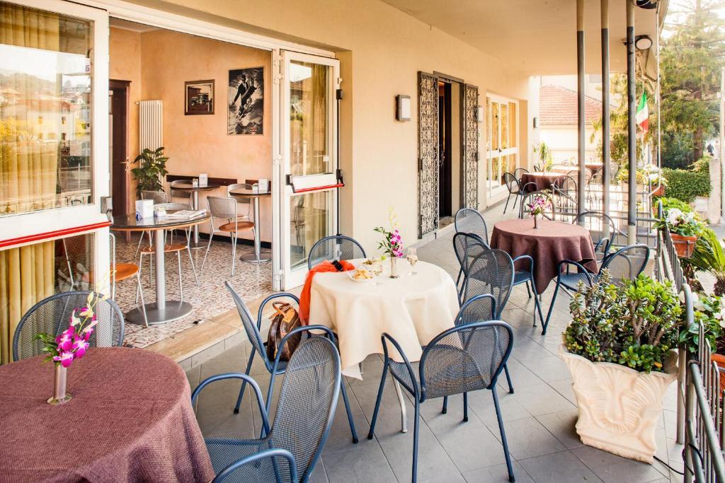 Hotel Candido Diano Marina Ngoại thất bức ảnh